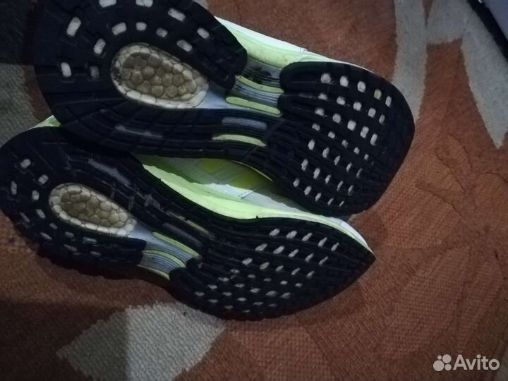 Кроссовки adidas