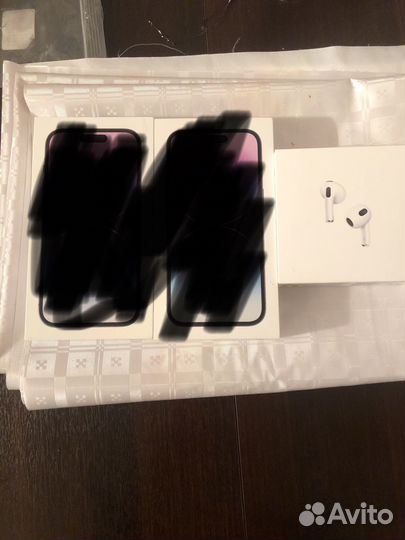 Коробка от AirPods 3