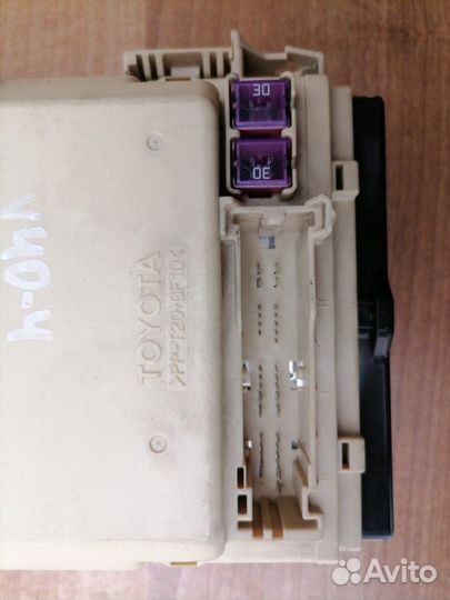 Блок монтажный Тойота Камри 40 Toyota Camry V40