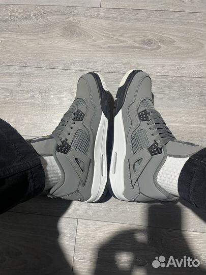 Nike air jordan 4 retro