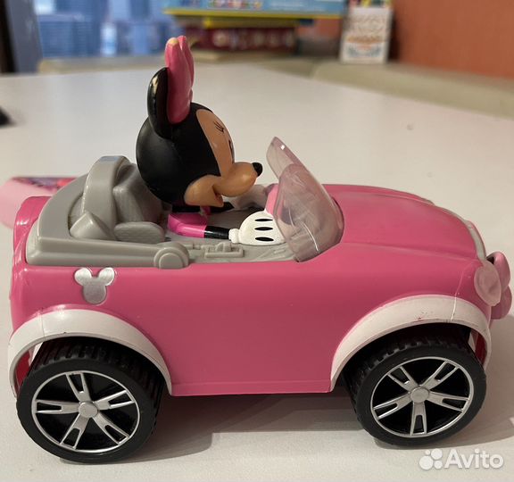 Машинка на пульте управления Минни Маус