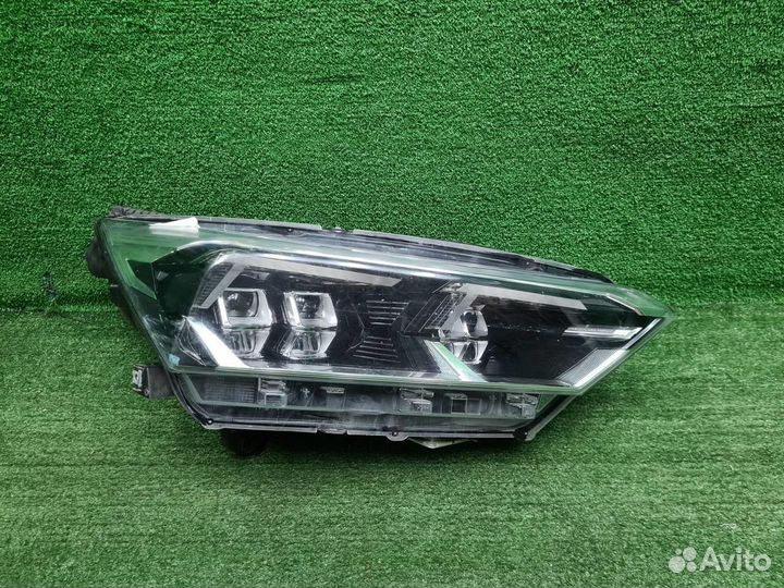 Фара правая FAW Bestune T77