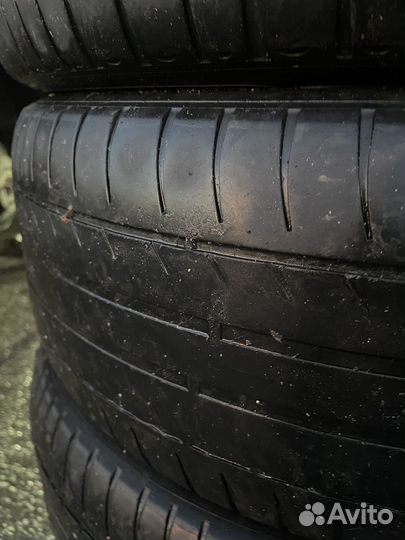 Michelin Primacy HP 215/50 R17