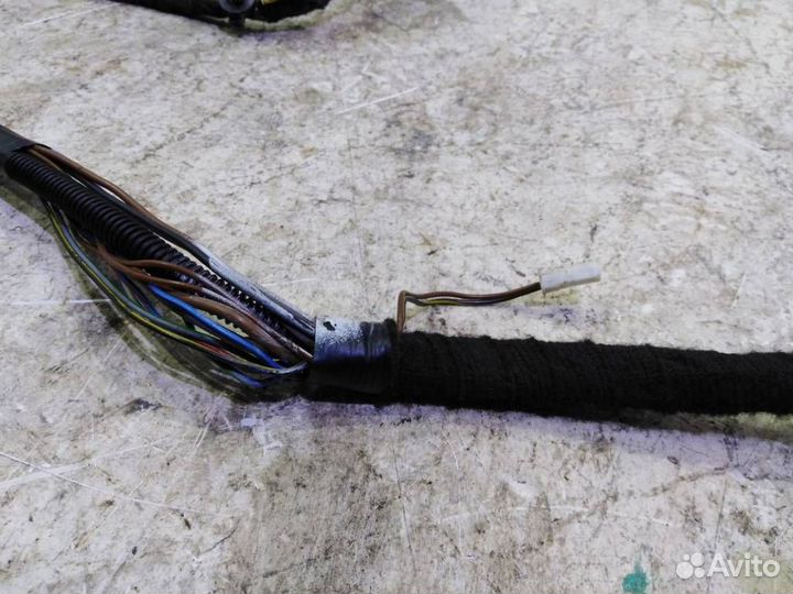 Проводка (коса) крышки багажника