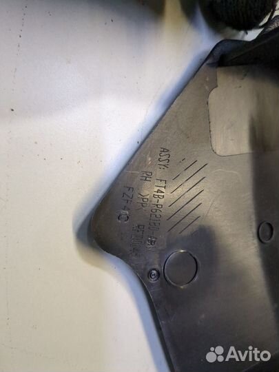 Обшивка салона Ford Edge, 2019