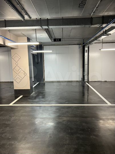 Машиноместо, 20 м²