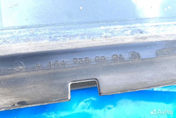 Форточка двери задняя левая Mercedes-Benz ML W164