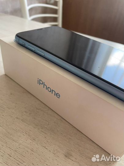 iPhone Xr, 128 ГБ