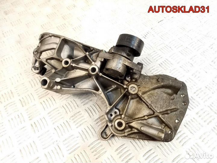 Кронштейн генератора Renault Kangoo 7700274249