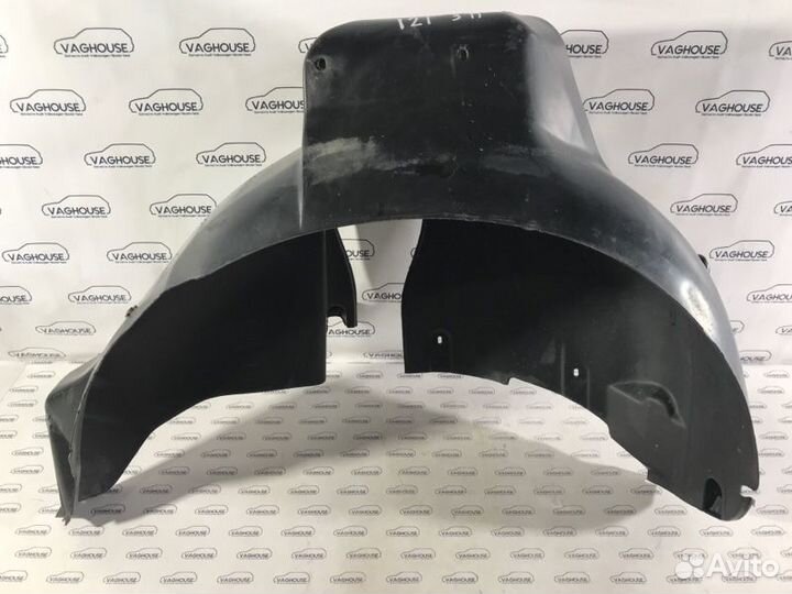 Подкрылок задний правый Audi A4 B5 8D2 1.6 ADP