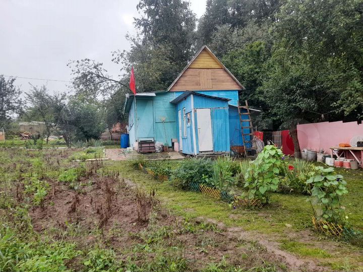 Дача 20 м² на участке 5,5 сот.