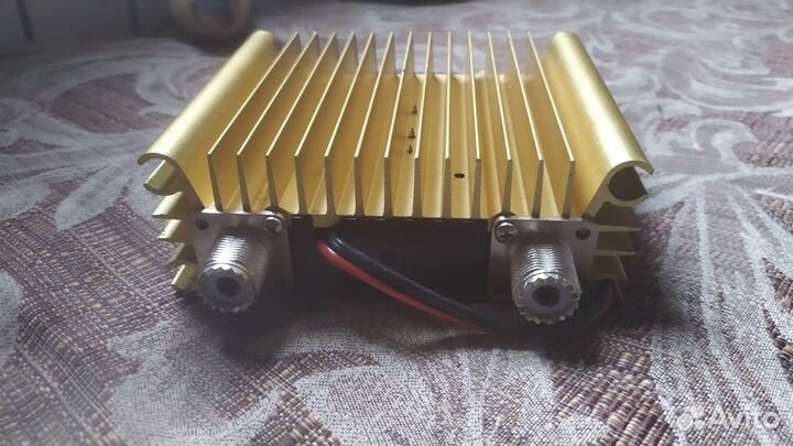 Автомобильный усилитель