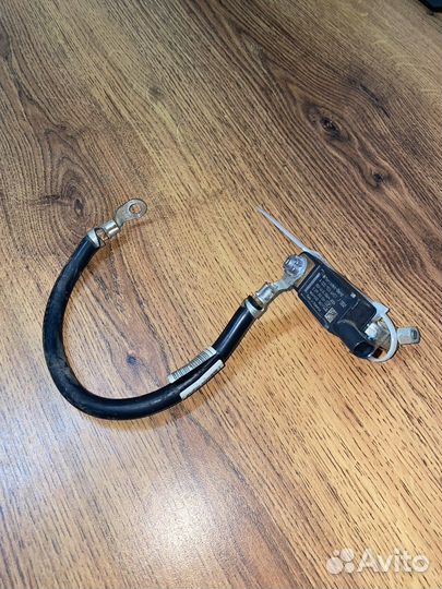 Клемма аккумулятора Mercedes Benz W205 2014