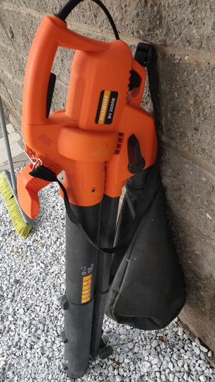 Пылесос садовый