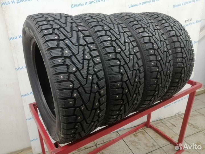 Pirelli Ice Zero 215/55 R16 91F