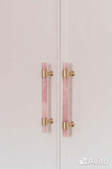 Рабочая зона у окна