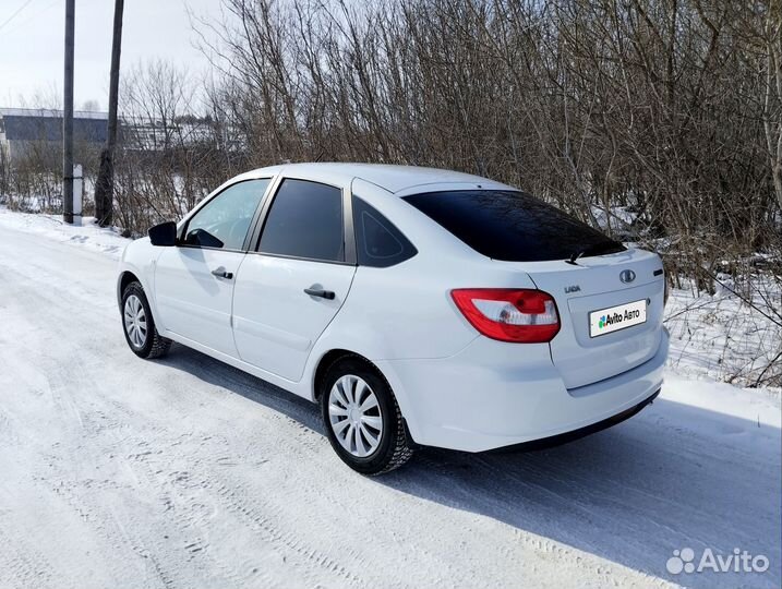 LADA Granta 1.6 МТ, 2018, 90 500 км