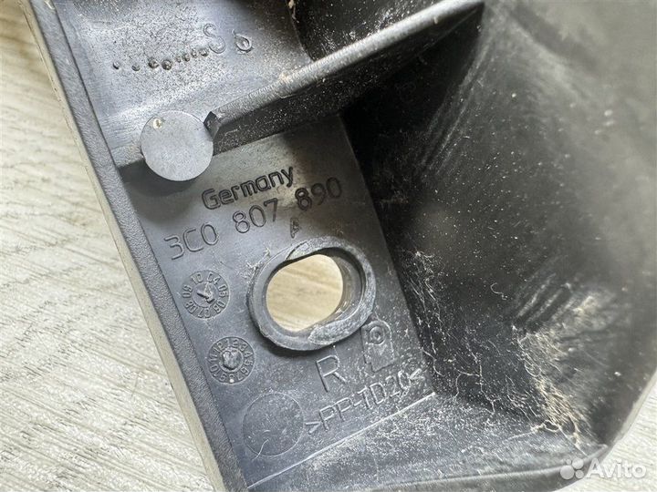 Кронштейн бампера (крепление) передний правый