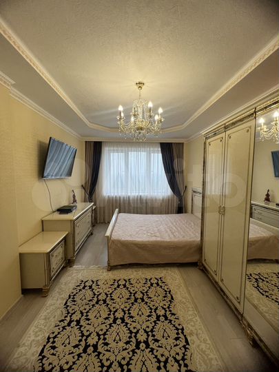 1-к. квартира, 42 м², 13/17 эт.