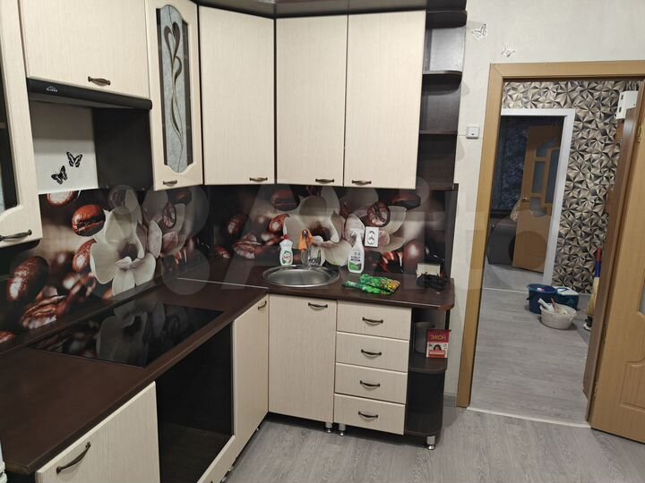 2-к. квартира, 48 м², 1/5 эт.