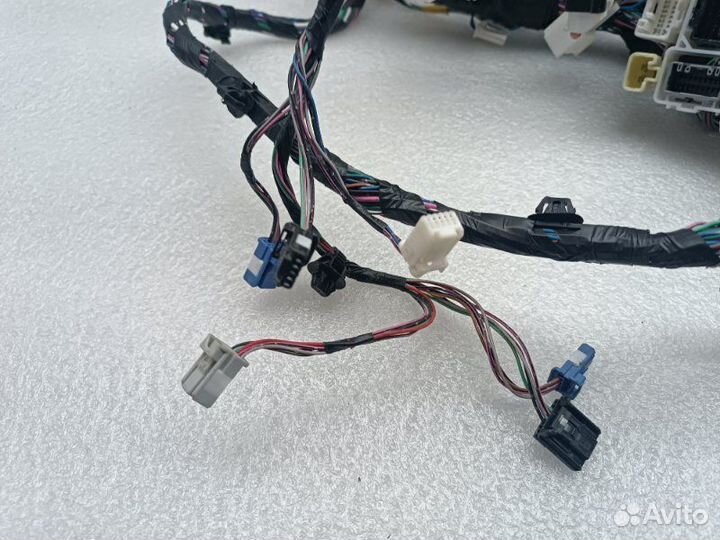 Проводка под торпедо Mitsubishi Outlander GF 4B11