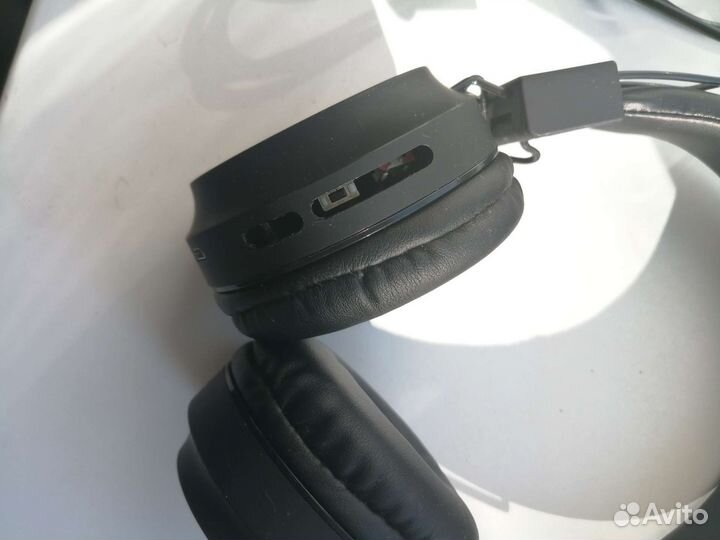 Беспроводные наушники hoco W25 на запчасти