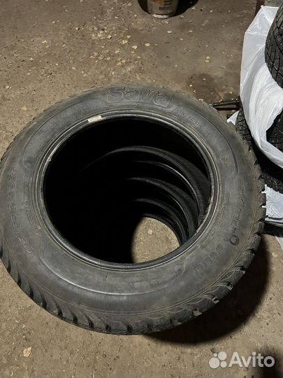 Sava Eskimo Stud 215/65 R16 98T