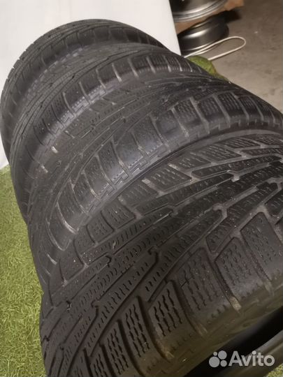 Nokian Tyres Hakkapeliitta R 235/60 R17