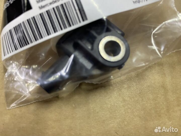 Датчик удара Mercedes W447