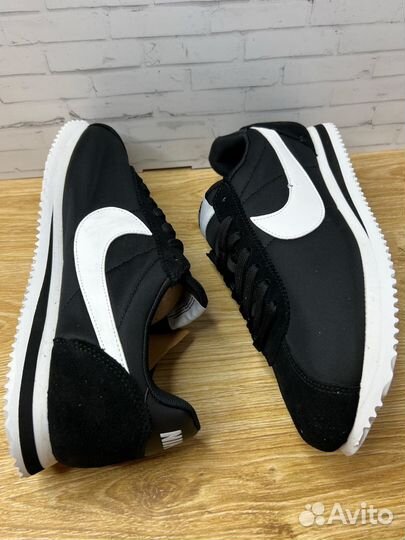 Кроссовки nike cortez classic