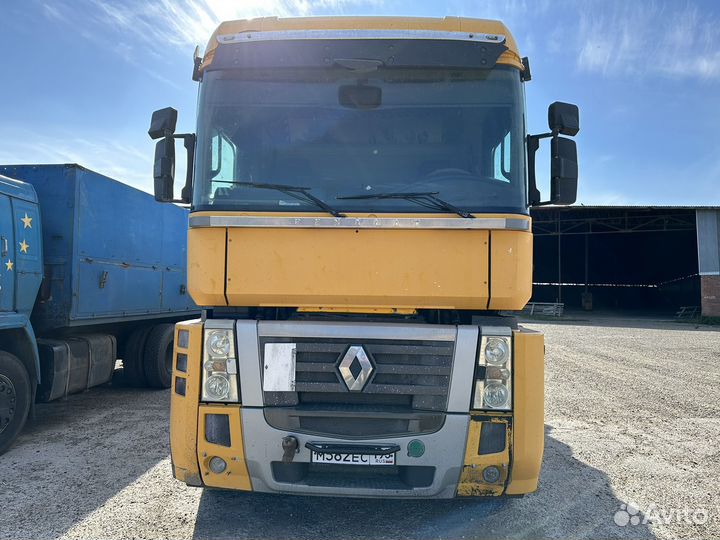 Renault Magnum с полуприцепом, 2008