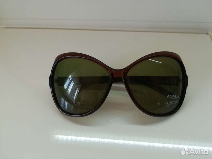 Солнцезащитные очки