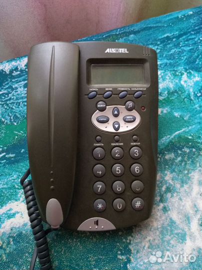 Телефоны проводные