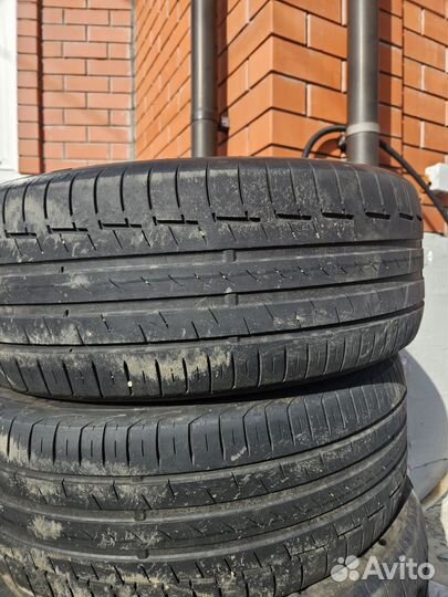 Continental PremiumContact 6 215/55 R17