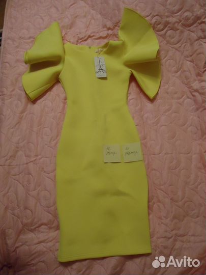Желтое новое платье стрейч 40-42рамер