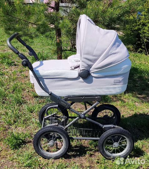 Коляска 2в1 Inglesina люлька и прогулочный блок