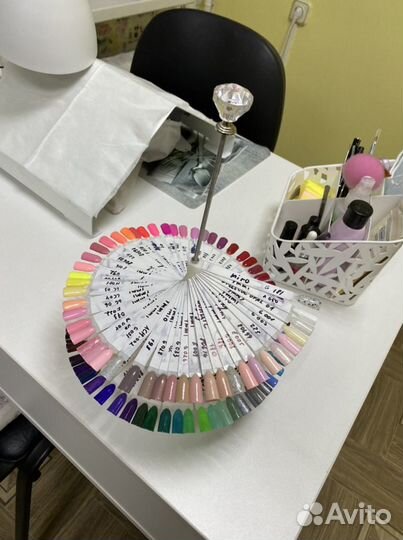 Сдам в субаренду рабочее место мастеру маникюра