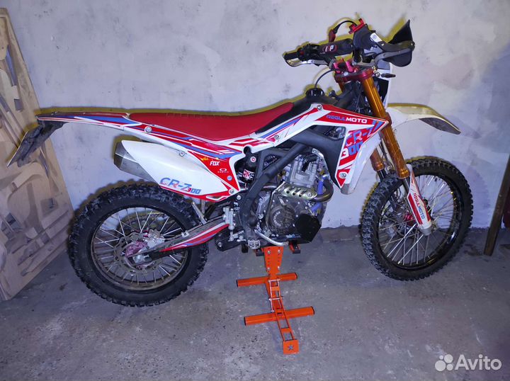 Мотоподъемник