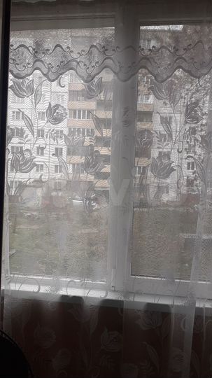 2-к. квартира, 50 м², 1/9 эт.