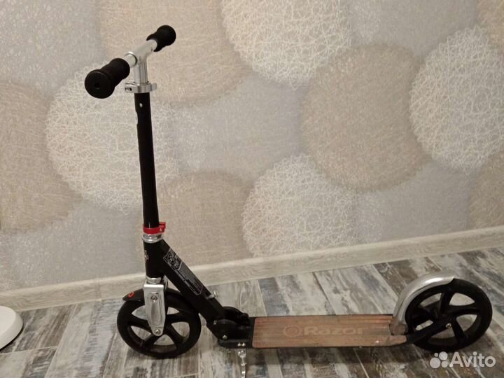 Самокат Razor a5 lux