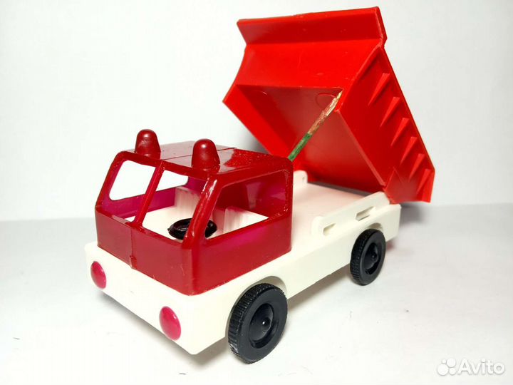 Детская игрушка СССР