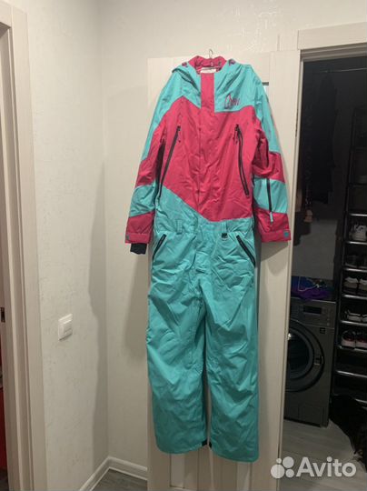 Комбинезон для сноуборда