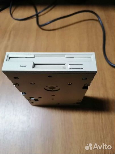 Флоппи дисковод