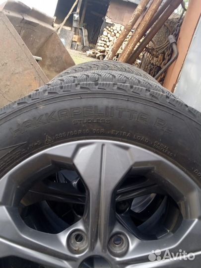 Nokian Tyres Hakkapeliitta R2 205/60 R16 96