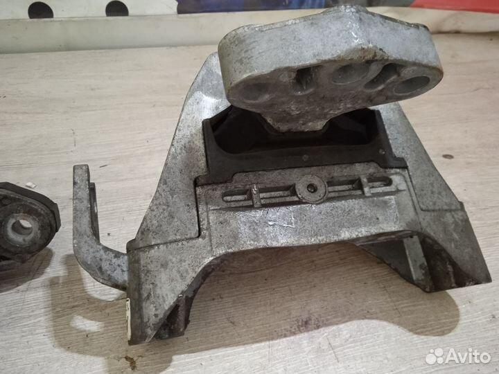 Опоры двигателя Шевроле Круз Chevrolet Cruze 1.8