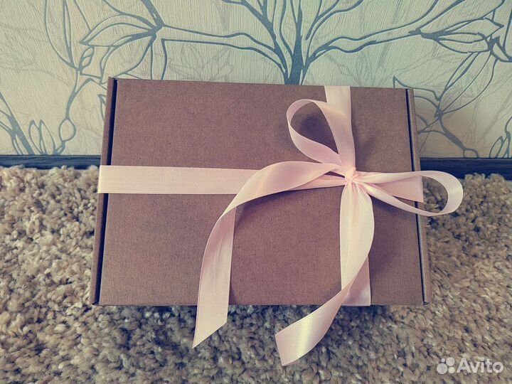 Подарочный бокс