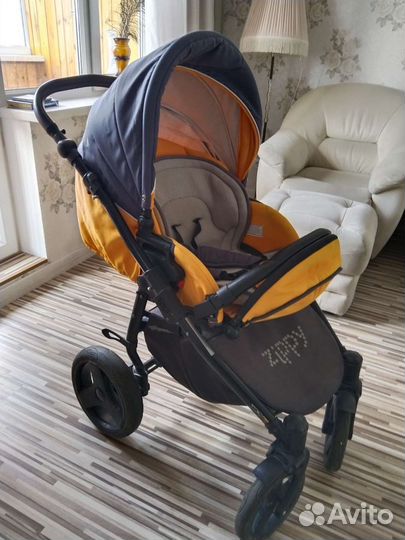 Коляска zippy 2 в 1