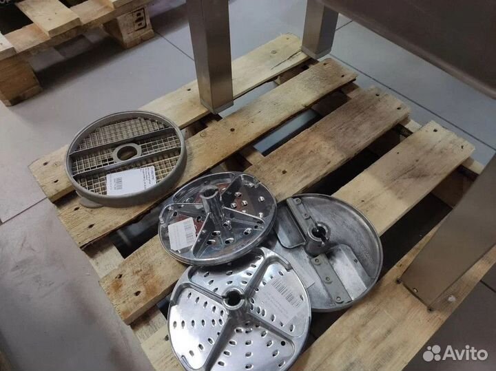 Овощерезка Robot Coupe CL60 Auto + 6 дисков