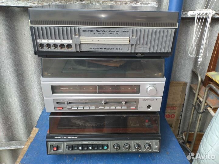 Проигрыватель винила СССР