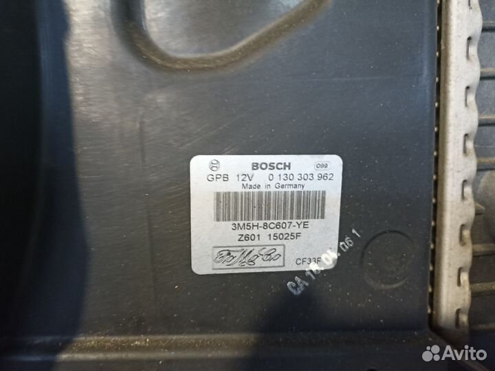 Радиатор двигателя mazda ford volvo. shdb shdc Y601 Z6 ZJ-VE ZY-VE. C30 C70 focus mazda3 S40 V50. CB